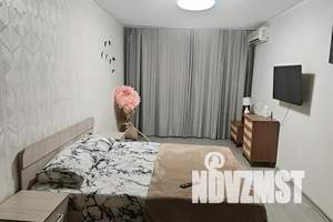 1-к квартира, посуточно, 40м2, 9/9 этаж