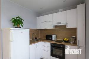 1-к квартира, посуточно, 39м2, 9/10 этаж