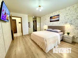 1-к квартира, посуточно, 42м2, 1/1 этаж