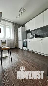 1-к квартира, посуточно, 40м2, 8/9 этаж