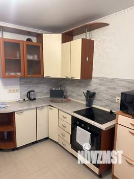 1-к квартира, посуточно, 41м2, 3/25 этаж