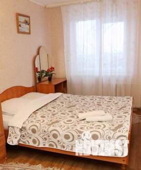 2-к квартира, посуточно, 56м2, 1/1 этаж