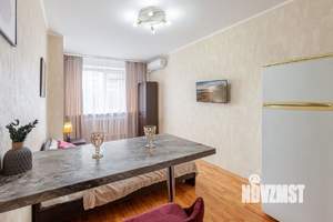 Студия квартира, посуточно, 25м2, 12/21 этаж