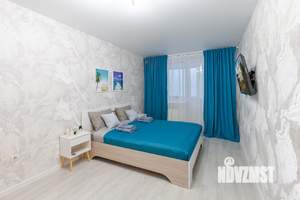 1-к квартира, посуточно, 38м2, 3/3 этаж