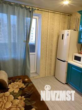 1-к квартира, посуточно, 37м2, 20/24 этаж