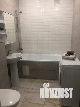 Студия квартира, посуточно, 40м2, 9/17 этаж