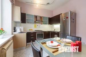 2-к квартира, посуточно, 65м2, 4/5 этаж
