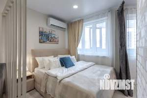 Студия квартира, посуточно, 42м2, 18/30 этаж