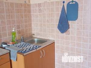 1-к квартира, посуточно, 46м2, 13/16 этаж