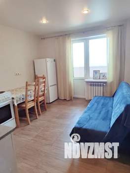 1-к квартира, посуточно, 46м2, 7/25 этаж