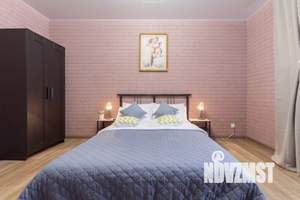 2-к квартира, посуточно, 60м2, 1/1 этаж