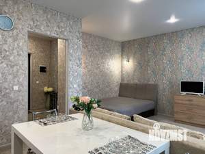 Студия квартира, посуточно, 35м2, 7/25 этаж