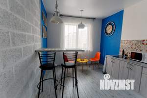 1-к квартира, посуточно, 42м2, 1/1 этаж