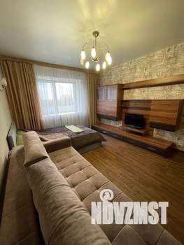 1-к квартира, посуточно, 42м2, 7/9 этаж