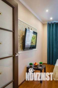 1-к квартира, посуточно, 38м2, 1/1 этаж