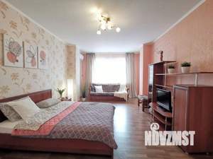 2-к квартира, посуточно, 72м2, 1/1 этаж