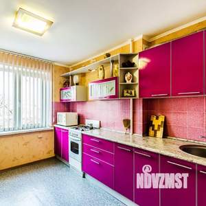1-к квартира, посуточно, 35м2, 4/9 этаж