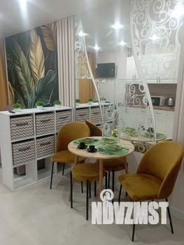 Студия квартира, посуточно, 18м2, 1/9 этаж