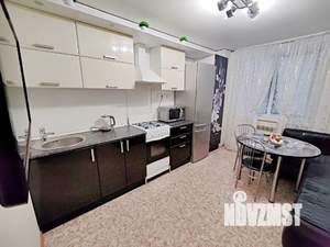 1-к квартира, посуточно, 35м2, 3/3 этаж