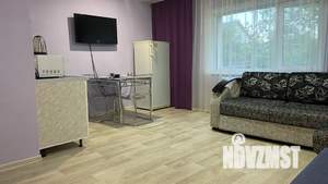 Студия квартира, посуточно, 25м2, 1/3 этаж