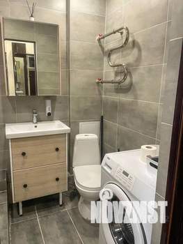 Студия квартира, посуточно, 33м2, 1/3 этаж