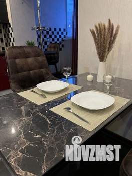 1-к квартира, посуточно, 60м2, 1/1 этаж