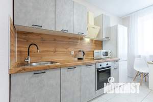 1-к квартира, посуточно, 39м2, 1/1 этаж