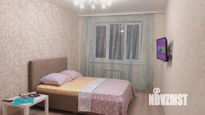 1-к квартира, посуточно, 37м2, 13/23 этаж