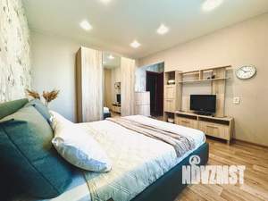 1-к квартира, посуточно, 35м2, 6/9 этаж