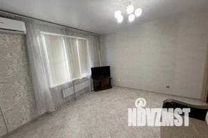 1-к квартира, посуточно, 35м2, 2/9 этаж