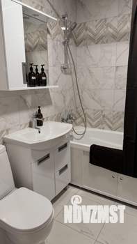 1-к квартира, посуточно, 39м2, 8/10 этаж