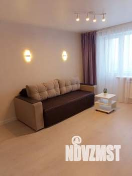 1-к квартира, посуточно, 35м2, 7/9 этаж