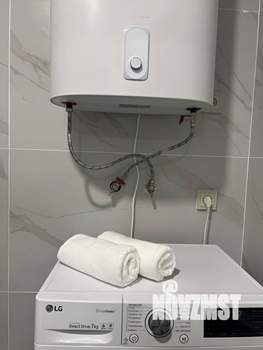 Студия квартира, посуточно, 35м2, 1/2 этаж