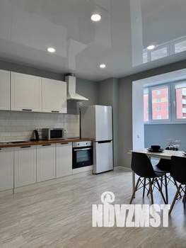 1-к квартира, посуточно, 39м2, 7/10 этаж