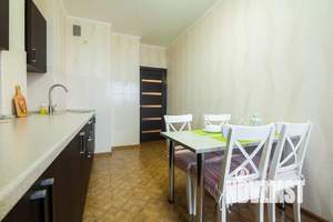 1-к квартира, посуточно, 43м2, 11/18 этаж