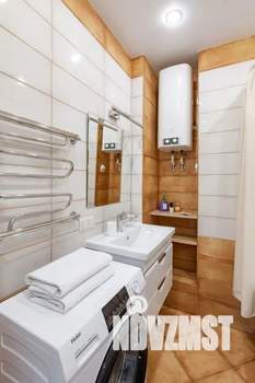 2-к квартира, посуточно, 56м2, 15/25 этаж