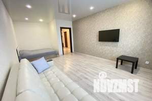 1-к квартира, посуточно, 62м2, 11/24 этаж