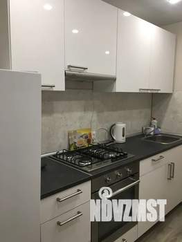 1-к квартира, посуточно, 33м2, 6/9 этаж