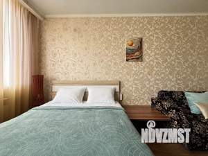 1-к квартира, посуточно, 42м2, 6/15 этаж