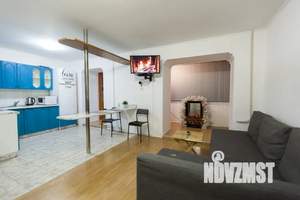 Студия квартира, посуточно, 42м2, 2/16 этаж