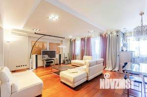 3-к квартира, на длительный срок, 130м2, 6/10 этаж