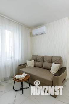 2-к квартира, посуточно, 70м2, 18/27 этаж