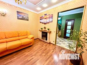 2-к квартира, посуточно, 94м2, 3/10 этаж