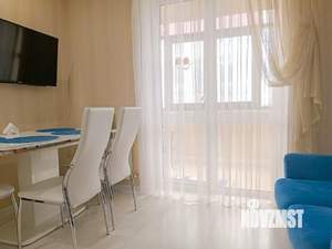 1-к квартира, посуточно, 42м2, 23/25 этаж