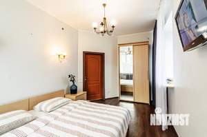 2-к квартира, посуточно, 70м2, 1/1 этаж