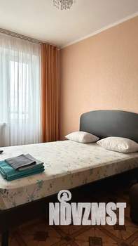 1-к квартира, посуточно, 38м2, 7/9 этаж