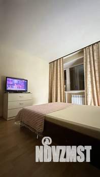 1-к квартира, посуточно, 40м2, 2/9 этаж