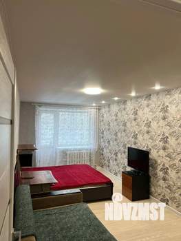 1-к квартира, посуточно, 50м2, 3/5 этаж