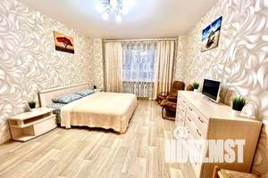 1-к квартира, посуточно, 45м2, 2/19 этаж