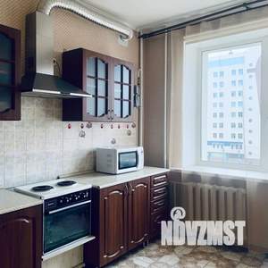 1-к квартира, посуточно, 46м2, 5/10 этаж